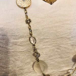 The Limited Jewelry - 17 1/2” Silver/Cream and Clear Stone Necklace The Limited Jewelry - 17 1/2” Silver/Cream and Clear Stone Necklace